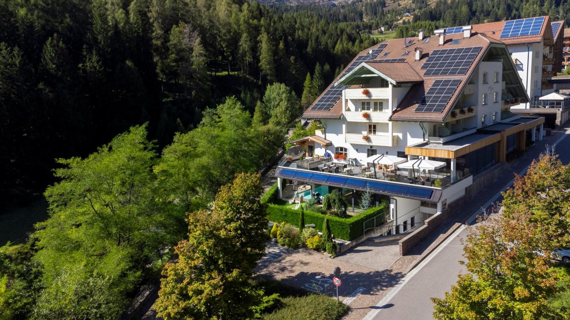 Hotel Erica Tesero Exterior foto